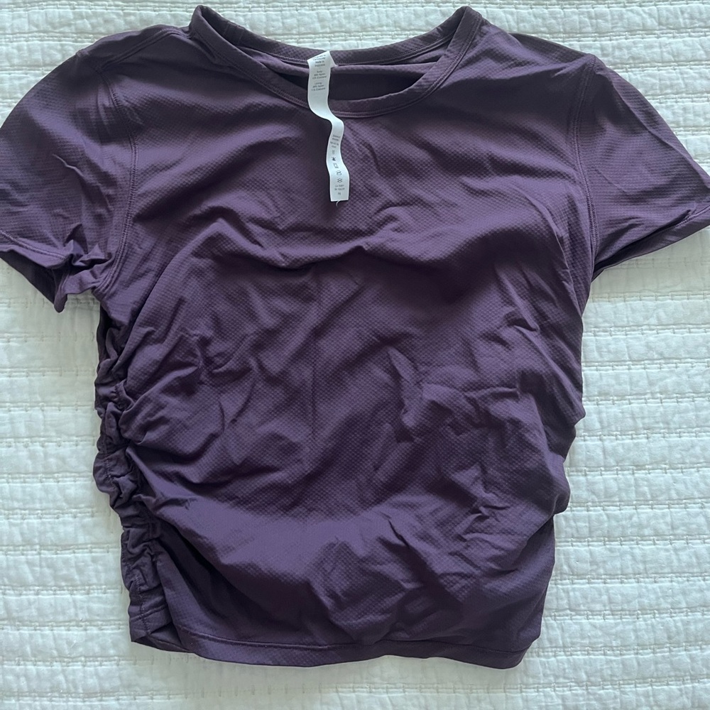 Lululemon purple ribbed shirt